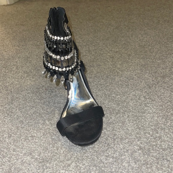 Gianni Bini heels size 7 - Picture 1 of 4